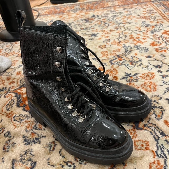 Black Women's Lace-Up Boots - Picture 2 of 2